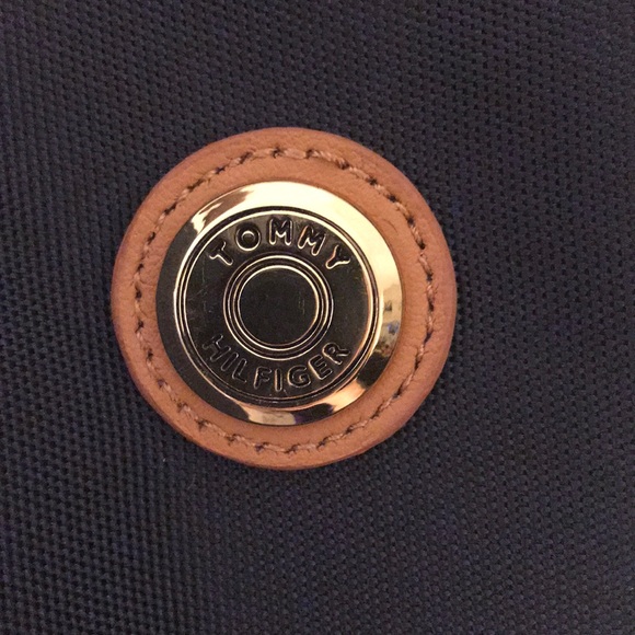 Tommy Hilfiger Navy & Tan Bag - Picture 2 of 6